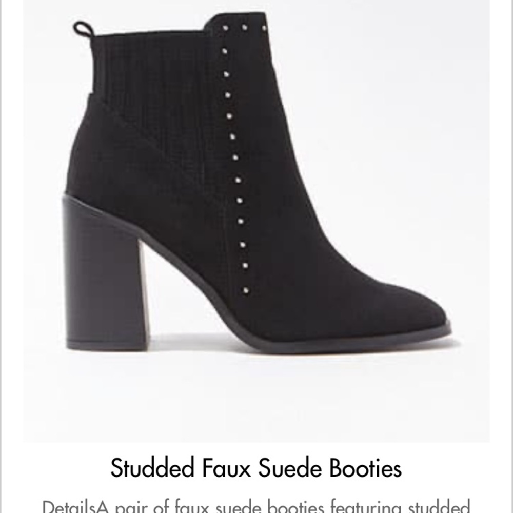 The cutest black booties!